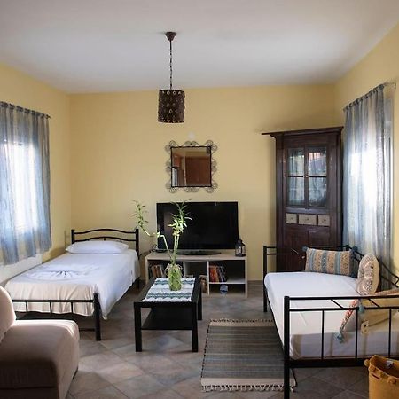 Apartamento Μάνια Pythagóreion Exterior foto